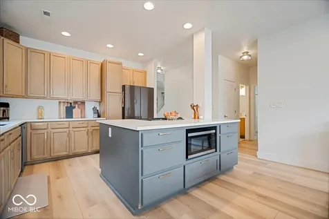 13528 E 131st Street Fishers IN 46037