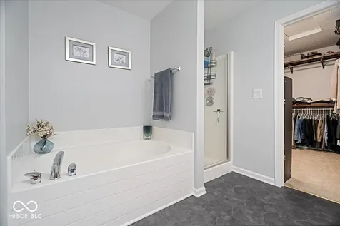 13528 E 131st Street Fishers IN 46037
