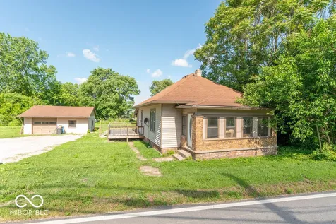 1230 N Blue Bluff Road Martinsville IN 46151