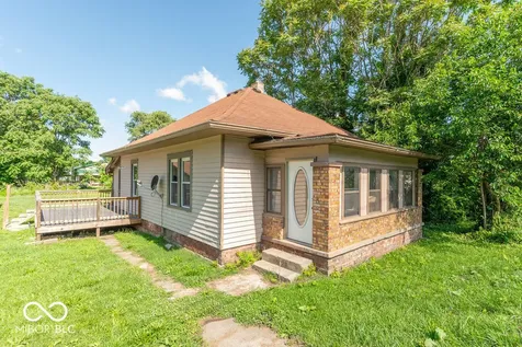 1230 N Blue Bluff Road Martinsville IN 46151