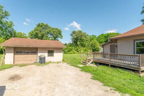 1230 N Blue Bluff Road Martinsville IN 46151
