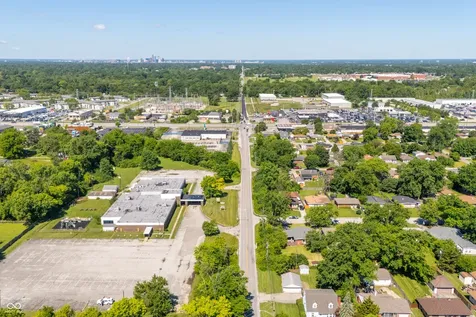1607 Elmhurst Drive Indianapolis IN 46219