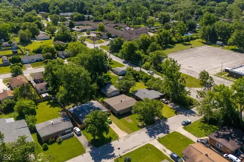 1607 Elmhurst Drive Indianapolis IN 46219