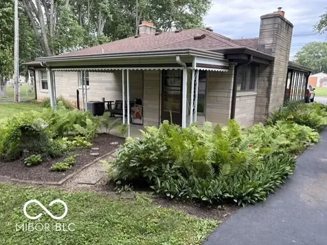 416 N Mccullum Knightstown IN 46148