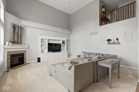 9204 Brookstone Place Zionsville IN 46077