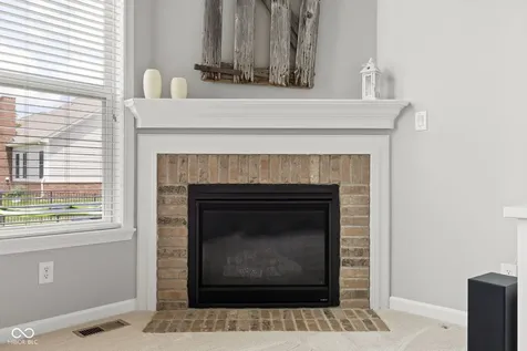 9204 Brookstone Place Zionsville IN 46077