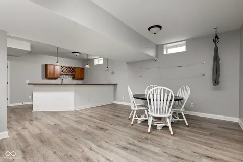 9204 Brookstone Place Zionsville IN 46077