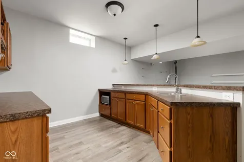 9204 Brookstone Place Zionsville IN 46077