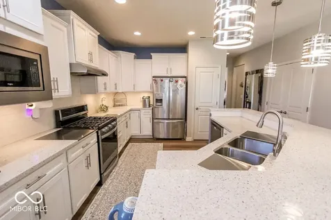13496 Mosaic Street Fishers IN 46037