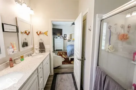 13496 Mosaic Street Fishers IN 46037