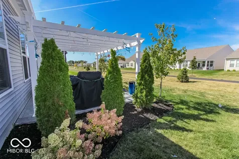13496 Mosaic Street Fishers IN 46037