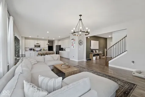 4956 S Canton Circle New Palestine IN 46163