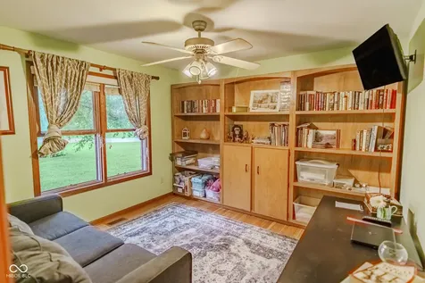 1580 E Garnett Drive Frankfort IN 46041