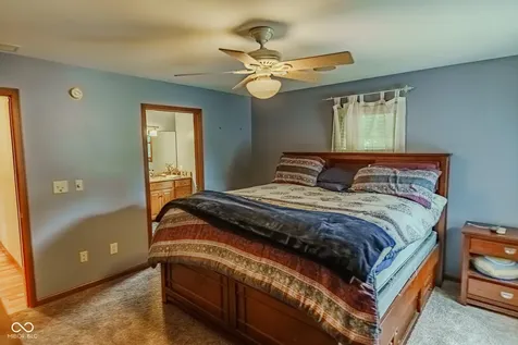 1580 E Garnett Drive Frankfort IN 46041