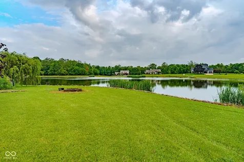 1580 E Garnett Drive Frankfort IN 46041