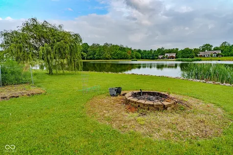 1580 E Garnett Drive Frankfort IN 46041