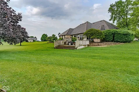 1580 E Garnett Drive Frankfort IN 46041