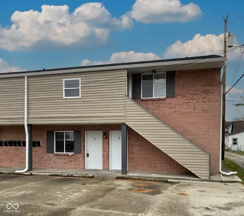 135 W Hendricks Street Shelbyville IN 46176