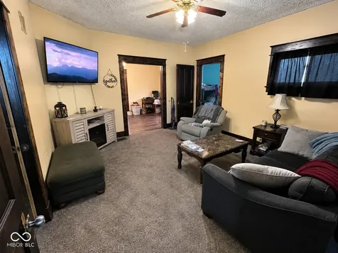 1109 E Main Street Crawfordsville IN 47933