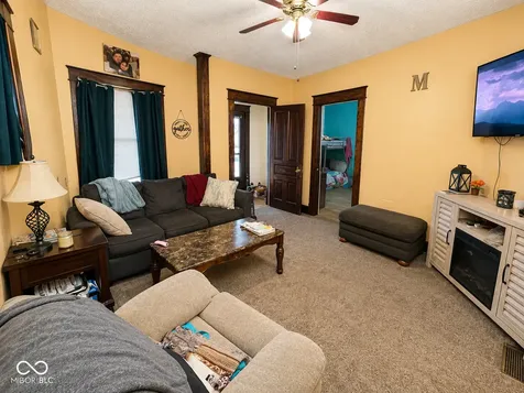 1109 E Main Street Crawfordsville IN 47933