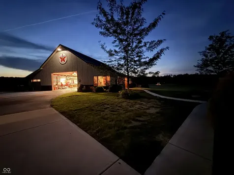 5973 Timber View Lane Clayton IN 46118