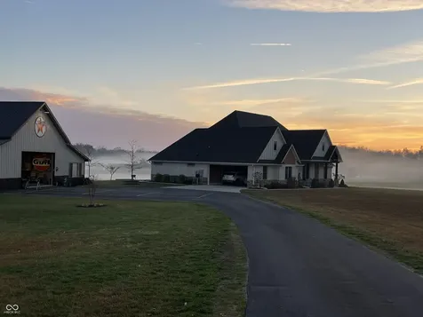 5973 Timber View Lane Clayton IN 46118