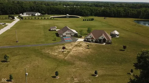 5973 Timber View Lane Clayton IN 46118