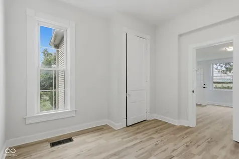260 E Beecher Street Indianapolis IN 46225