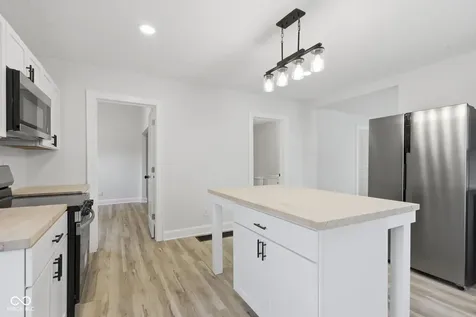 260 E Beecher Street Indianapolis IN 46225