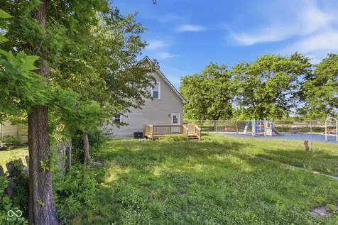 260 E Beecher Street Indianapolis IN 46225