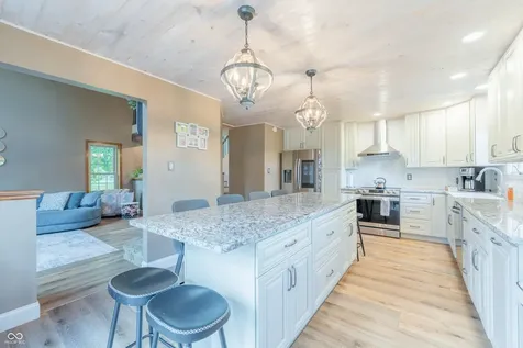5015 Maple Grove Road Martinsville IN 46151