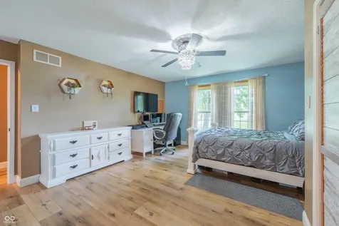 5015 Maple Grove Road Martinsville IN 46151