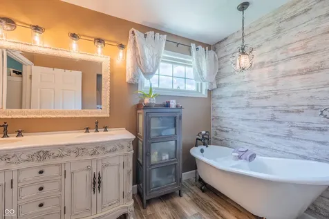 5015 Maple Grove Road Martinsville IN 46151
