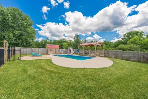 5015 Maple Grove Road Martinsville IN 46151