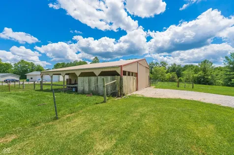 5015 Maple Grove Road Martinsville IN 46151