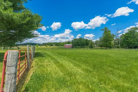 5015 Maple Grove Road Martinsville IN 46151