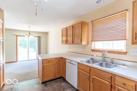 911 Port Drive Avon IN 46123