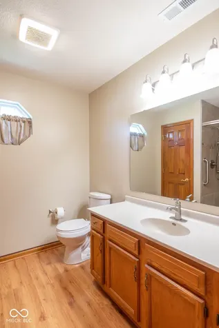 911 Port Drive Avon IN 46123