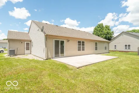 911 Port Drive Avon IN 46123