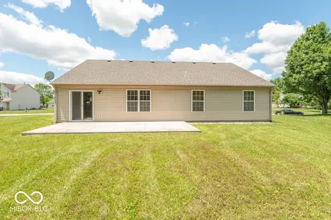 911 Port Drive Avon IN 46123