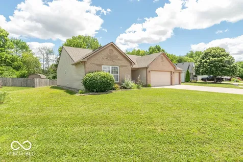 911 Port Drive Avon IN 46123