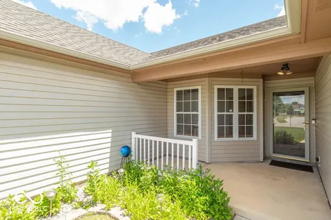 911 Port Drive Avon IN 46123