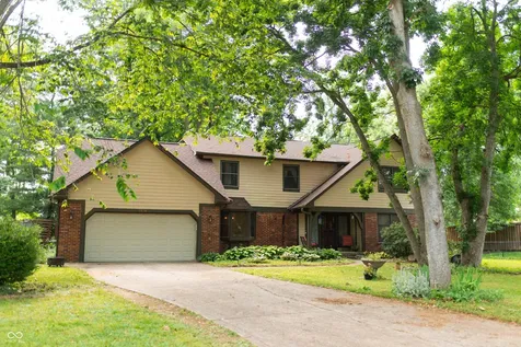 1914 S Hunters Ridge Lane Greenwood IN 46143