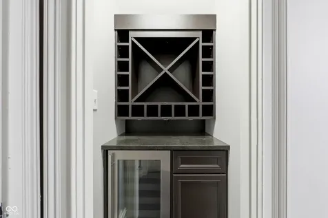 4314 Heyward Place Indianapolis IN 46250