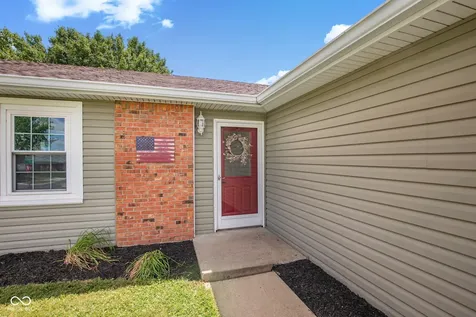 997 Golden Pond Court Greenwood IN 46143