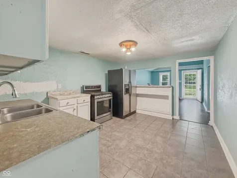4607 Melrose Avenue Indianapolis IN 46241