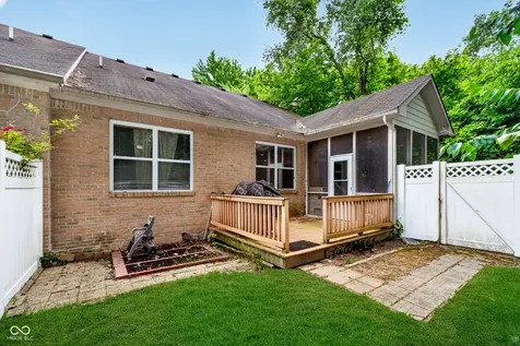 1502 Hideaway Drive Brownsburg IN 46112