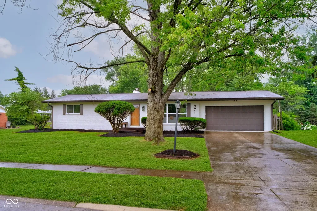 21 Blairsden Avenue Carmel IN 46032