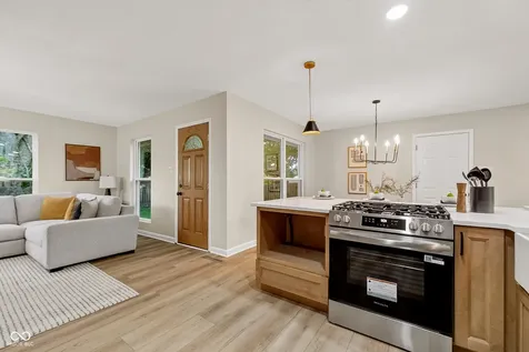 21 Blairsden Avenue Carmel IN 46032
