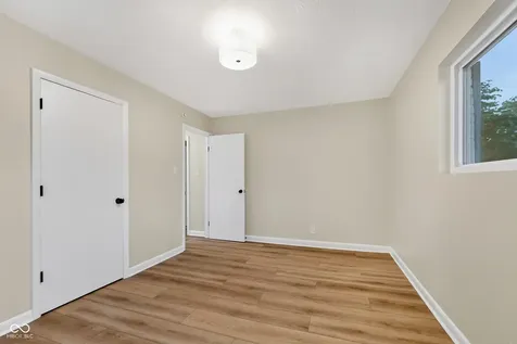 21 Blairsden Avenue Carmel IN 46032
